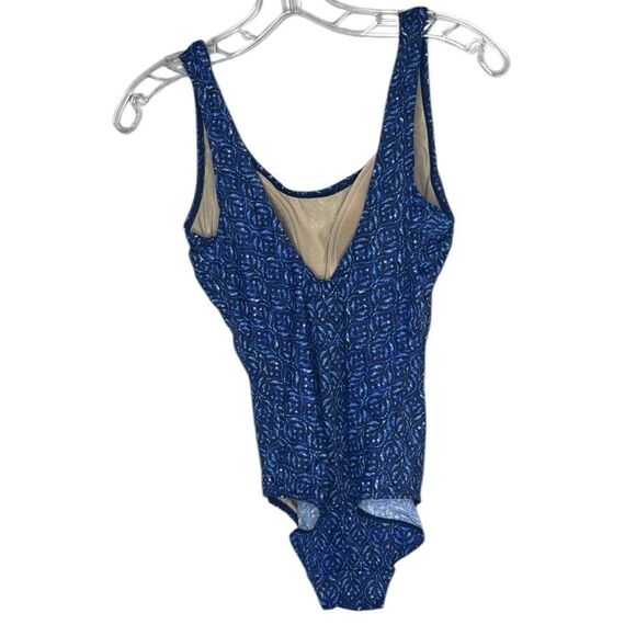 L.L.Bean One Piece Bathing Suit. Size XSmall. - Picture 4 of 6